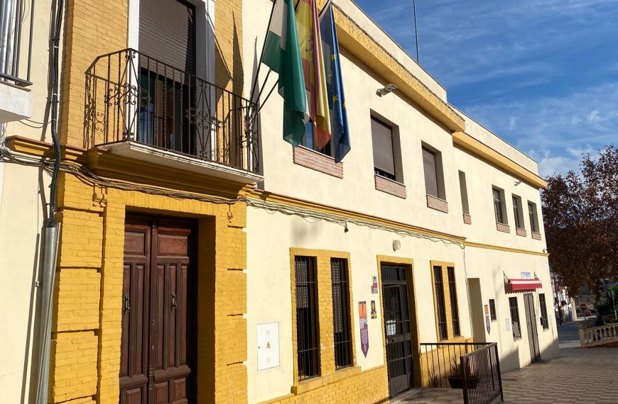 Ayuntamiento de Cuevas Bajas.