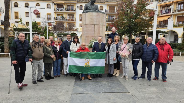 El PSOE de Antequera homenajea a Fernández Viagas y García Caparrós en el aniversario del Pacto de Antequera
