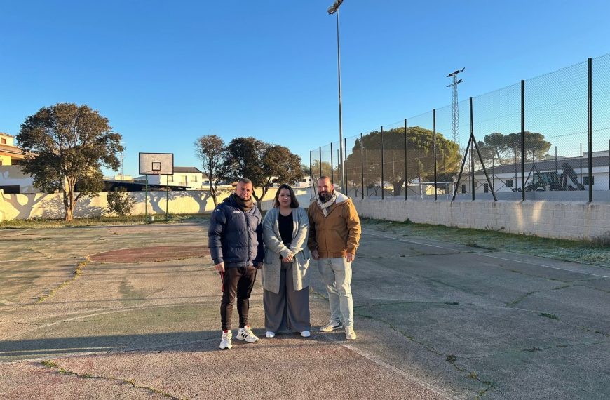 Humilladero inicial el cambio de luminarias en sus instalaciones deportivas