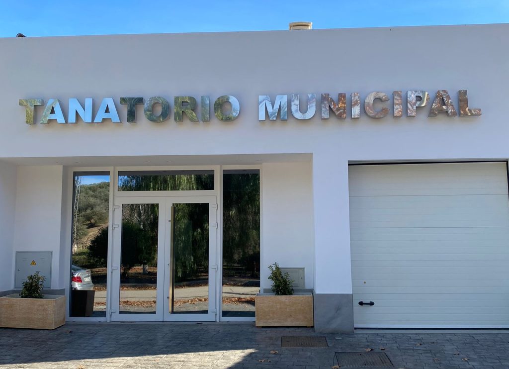 Nuevo Tanatorio Cuevas Bajas.