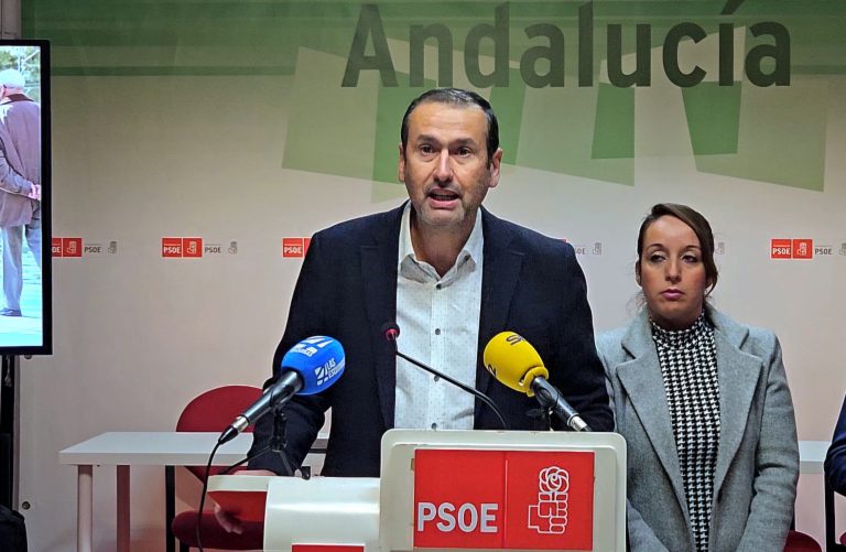 Manuel Lara denuncia el servicio sanitario que se presta en Cuevas del Becerro.