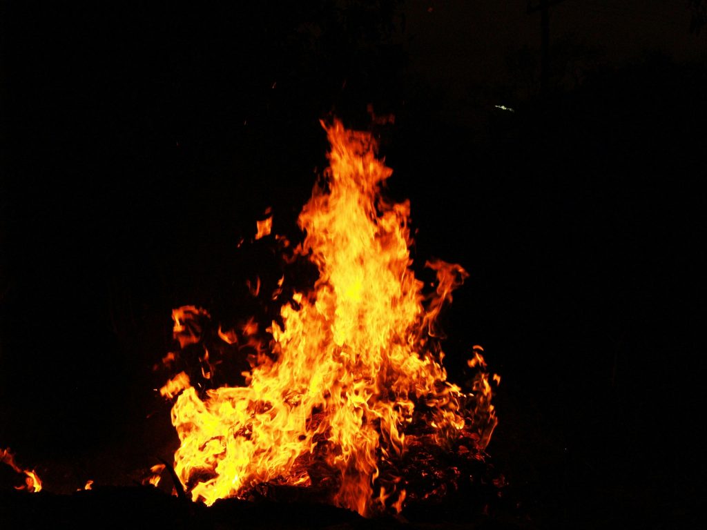 Imagen de una de hoguera.