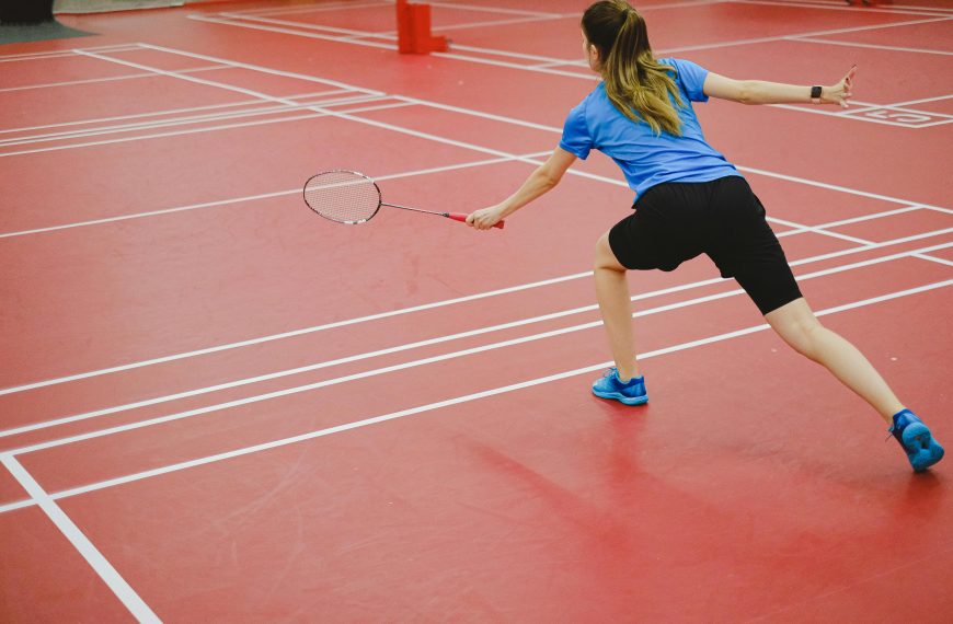 Momento partido de bádmiton.