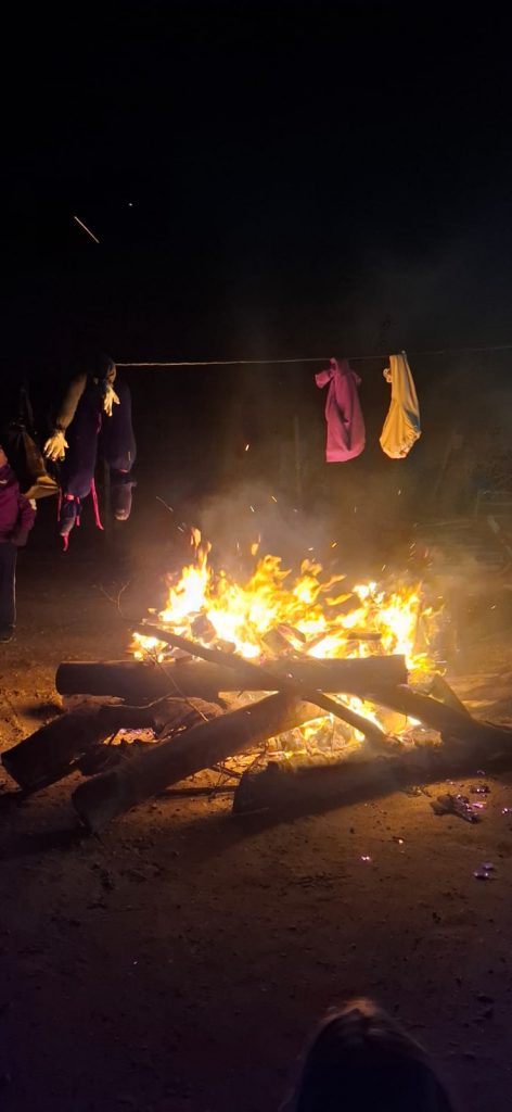 Una de la candelas de Cuevas Bajas.