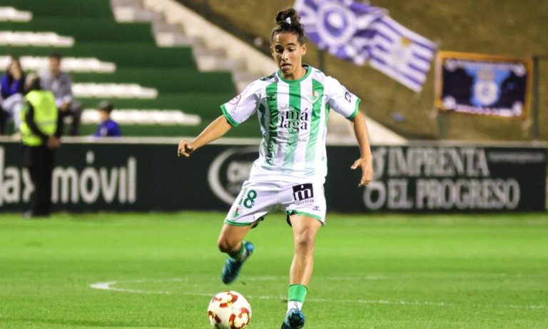 Jesús Belza finaliza su cesión en el Antequera CF. Foto Web página Antequera CF.