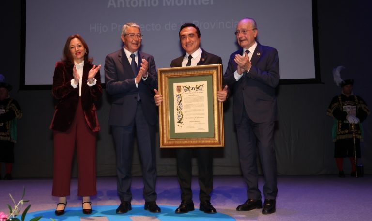 Antonio Montiel se acuerda de Villanueva de la Concepción en su nombramiento como Hijo Predilecto de la Provincia