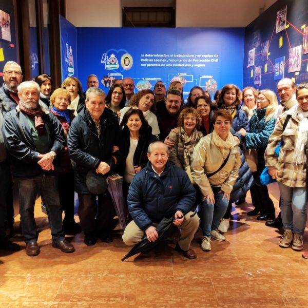 Fotografía y seguridad: una muestra fotográfica conmemora el trabajo de Protección Civil y Policía Local en Antequera