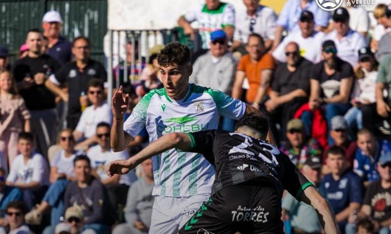 El Antequera CF pierde 4-2 ante el Atlético Sanluqueño