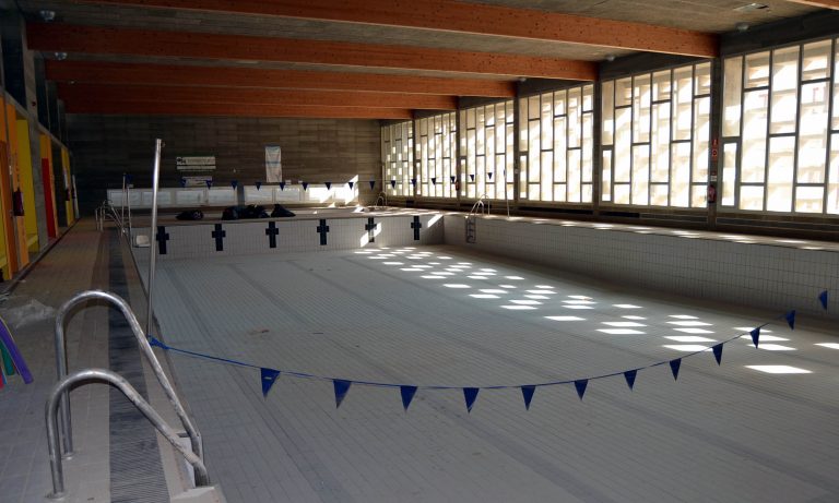 El Ayuntamiento de Campillos pone en marcha la licitación del proyecto de reforma de la piscina cubierta municipal