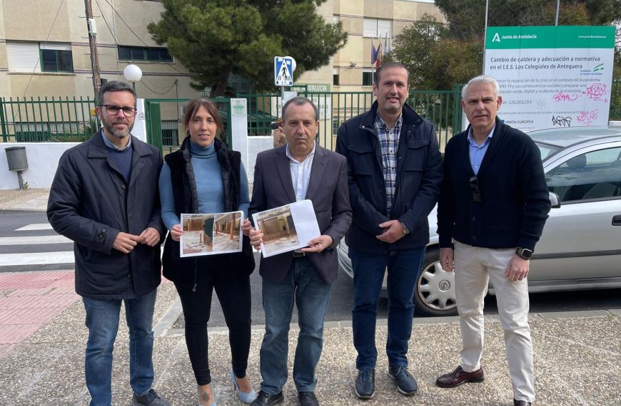 Los representantes políticos esta mñana-