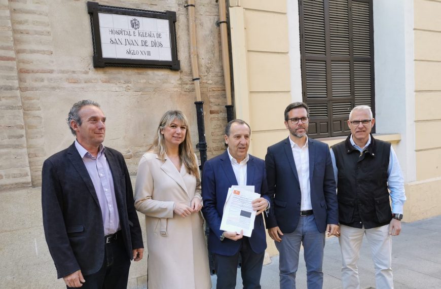 Jose Luis Ruiz Espejo y Estefanía Martin Palop en Antequera.