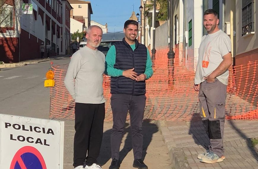 Fuente de Piedra invierte más de 41.000 euros en la red hidráulica de Calle Estación