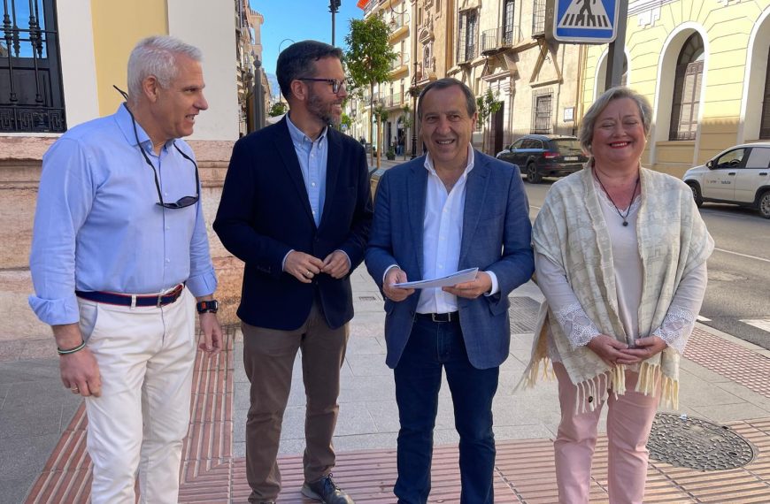 Los socialistas llevarán al pleno de Antequera el apoyo al plan nacional frente a la política arancelaria de Trump
