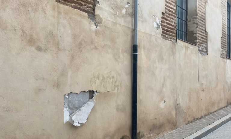 El PSOE de Archidona denuncia la dejadez en dos monumentos históricos de la zona