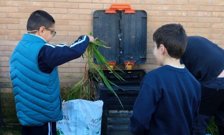 El Ayuntamiento de Campillos y PROAMB promueven la concienciación ambiental entre los escolares del municipio