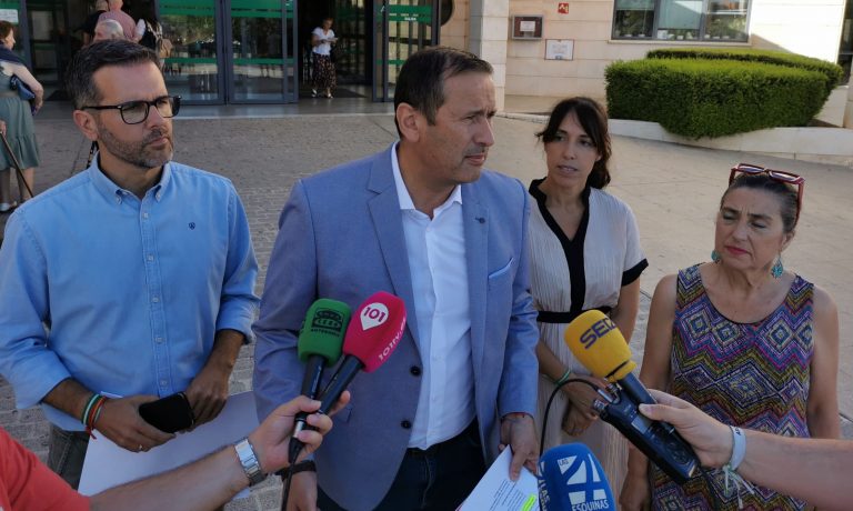 El PSOE exige un plan de choque para salvar la sanidad pública en la comarca de Antequera