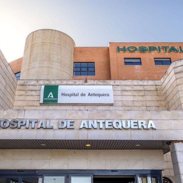 El PSOE pide la dimisión de la gerente del Hospital de Antequera 