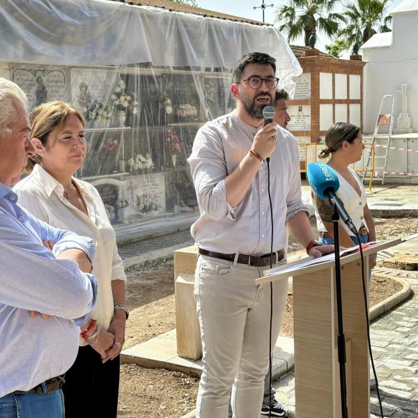Campillos inicia la exhumación de fosas comunes con un emotivo homenaje a las víctimas