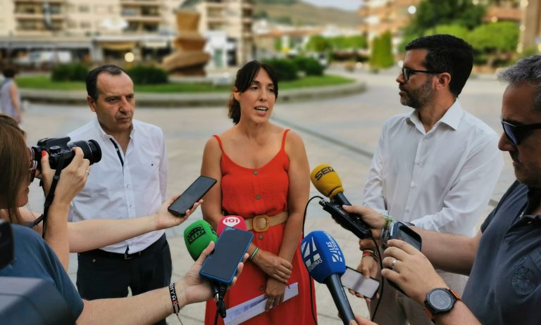 El PSOE de Antequera impulsa dos mociones para modernizar el turismo local y alza la voz por la paz en Gaza