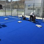 El Ayuntamiento de Cuevas Bajas renueva la pista de pádel para mejorar la seguridad y el confort