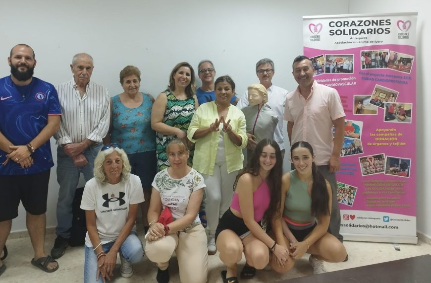 Los Carvajales se forma en RCP y uso de desfibriladores con Corazones Solidarios