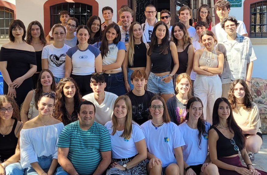 Cuevas Bajas recibe a 34 jóvenes europeos en un intercambio Erasmus+