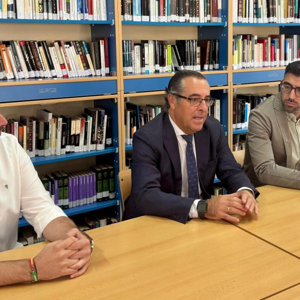 El IES Camilo José Cela y el CEIP Manzano Jiménez de Campillos se beneficiarán de los nuevos planes educativos autonómicos