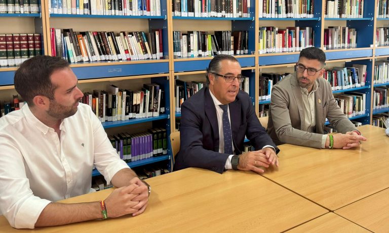 El IES Camilo José Cela y el CEIP Manzano Jiménez de Campillos se beneficiarán de los nuevos planes educativos autonómicos