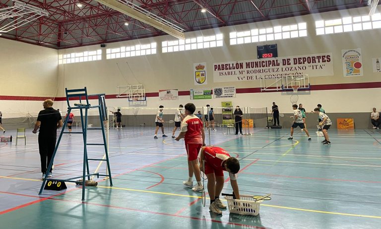Villanueva de la Concepción brilla como sede del Máster Nacional N3 Sub-13 y Sub-17 de bádminton