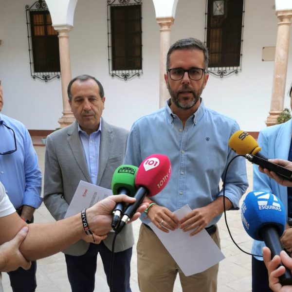 El PSOE de Antequera reclama un nuevo Plan de Asfaltado Municipal para mejorar la seguridad y la imagen de la ciudad