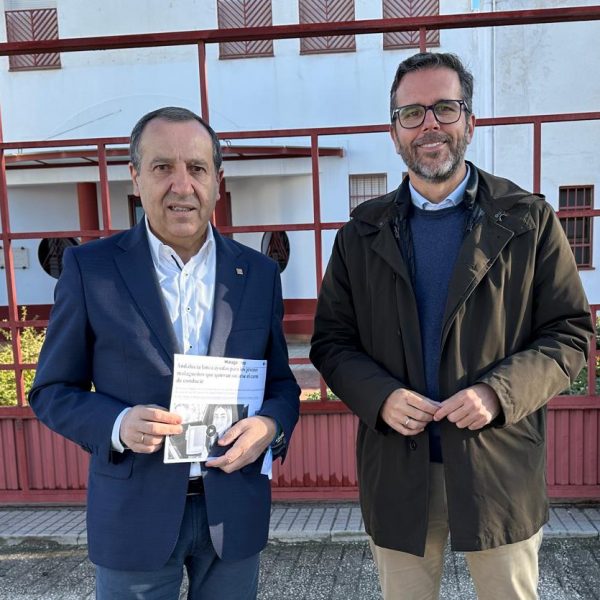 El PSOE de Antequera denuncia el “inmovilismo” del PP y reclama una solución provincial para mantener los exámenes de tráfico