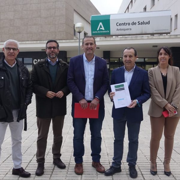 El PSOE de Antequera denuncia el deterioro de la sanidad pública andaluza y exige refuerzos urgentes para la comarca