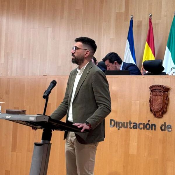 El alcalde de Campillos denuncia ante la Diputación la inacción de la Junta de Andalucía