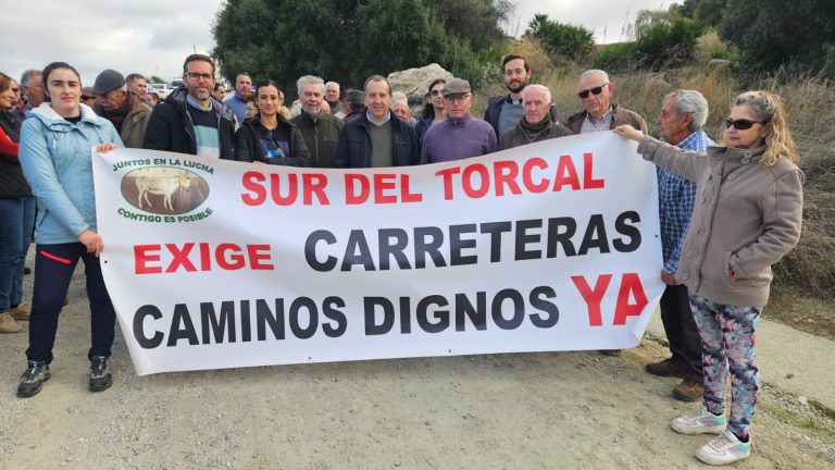 El PSOE de Antequera respalda la reivindicación vecinal por la mejora de la carretera entre La Joya y el Valle de Abdalajís