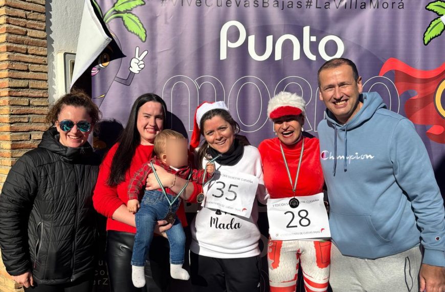 Celebrada la V San Silvestre de Cuevas Bajas en un ambiente festivo y participativo