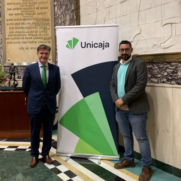 Unicaja refuerza su apoyo al tejido empresarial de Antequera a través de la ACIA