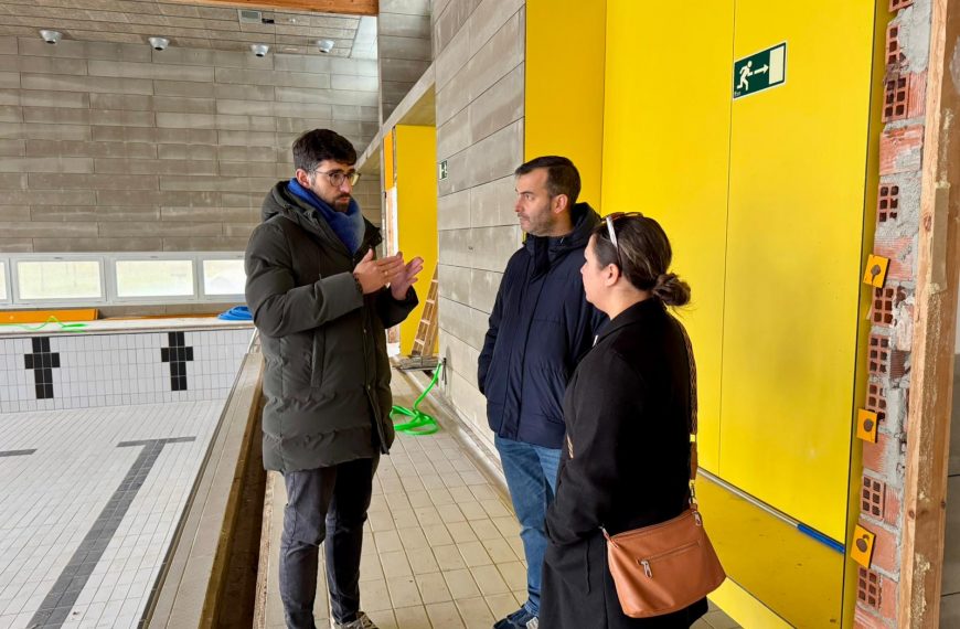 Las obras de reforma de la piscina cubierta municipal de Campillos avanzan a buen ritmo
