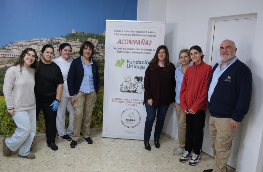 Fundación Unicaja y la Red Andaluza de Comedores Sociales combaten la soledad no deseada en Andalucía