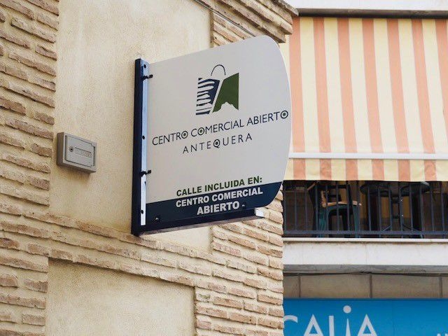 Antequera renueva el reconocimiento de Centro Comercial Abierto de Andalucía