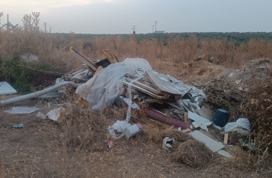 El PSOE de Alameda denuncia el deterioro de los contenedores y la falta de mantenimiento en el municipio