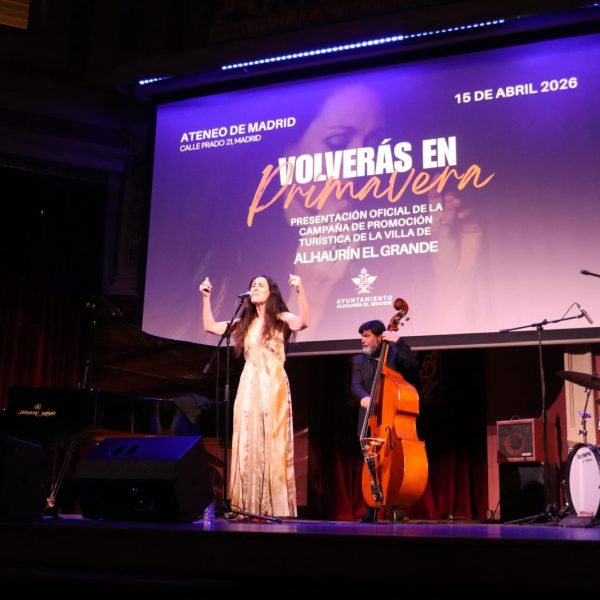 El Teatro Antonio Gala acoge el concierto de Clara Montes dentro de “Volverás en primavera”