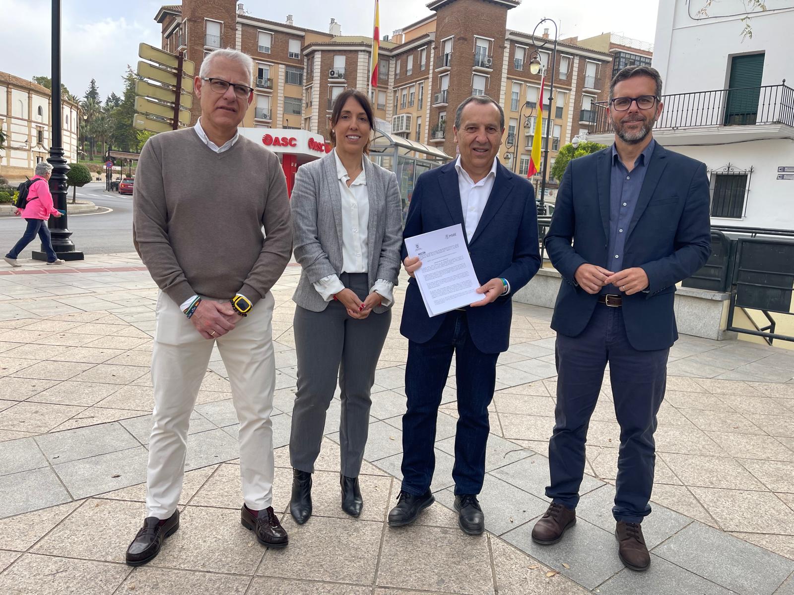 El PSOE de Antequera propone ampliar el transporte urbano para mejorar la movilidad y la accesibilidad en todos los barrios