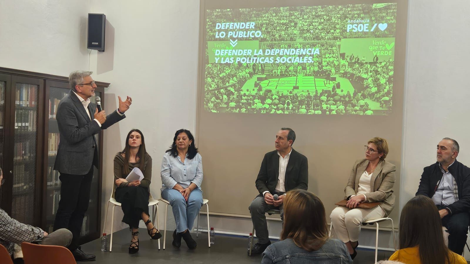 El PSOE de Málaga denuncia el “fracaso” de la Junta en dependencia y anuncia un plan de choque para revertir la situación