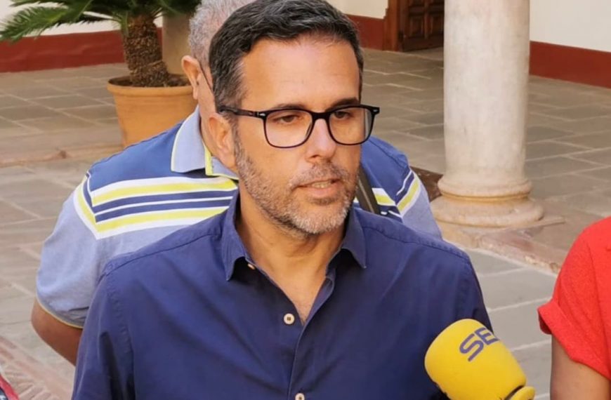 El PSOE de Antequera presenta dos mociones para el pleno de abril: una agrupación musical municipal y la reactivación de la piscina de Bobadilla Estación