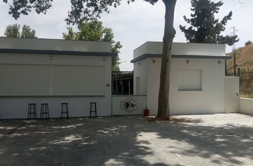Cuevas Bajas abre la licitación para explotar el bar-quiosco de la piscina municipal durante los próximos tres veranos