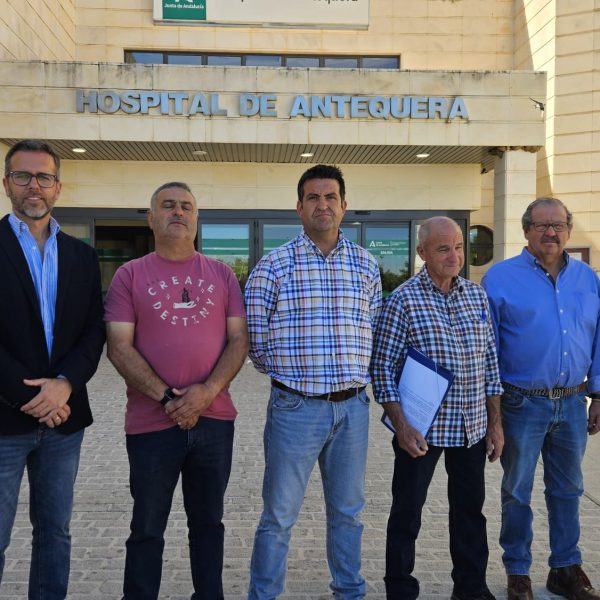 El alcalde de Villanueva de la Concepción exige a la Junta una respuesta para ampliar el consultorio y reforzar la plantilla