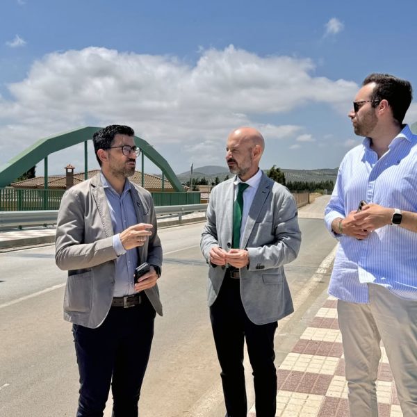 El subdelegado del Gobierno visita Campillos para conocer el proyecto municipal de prevención de inundaciones