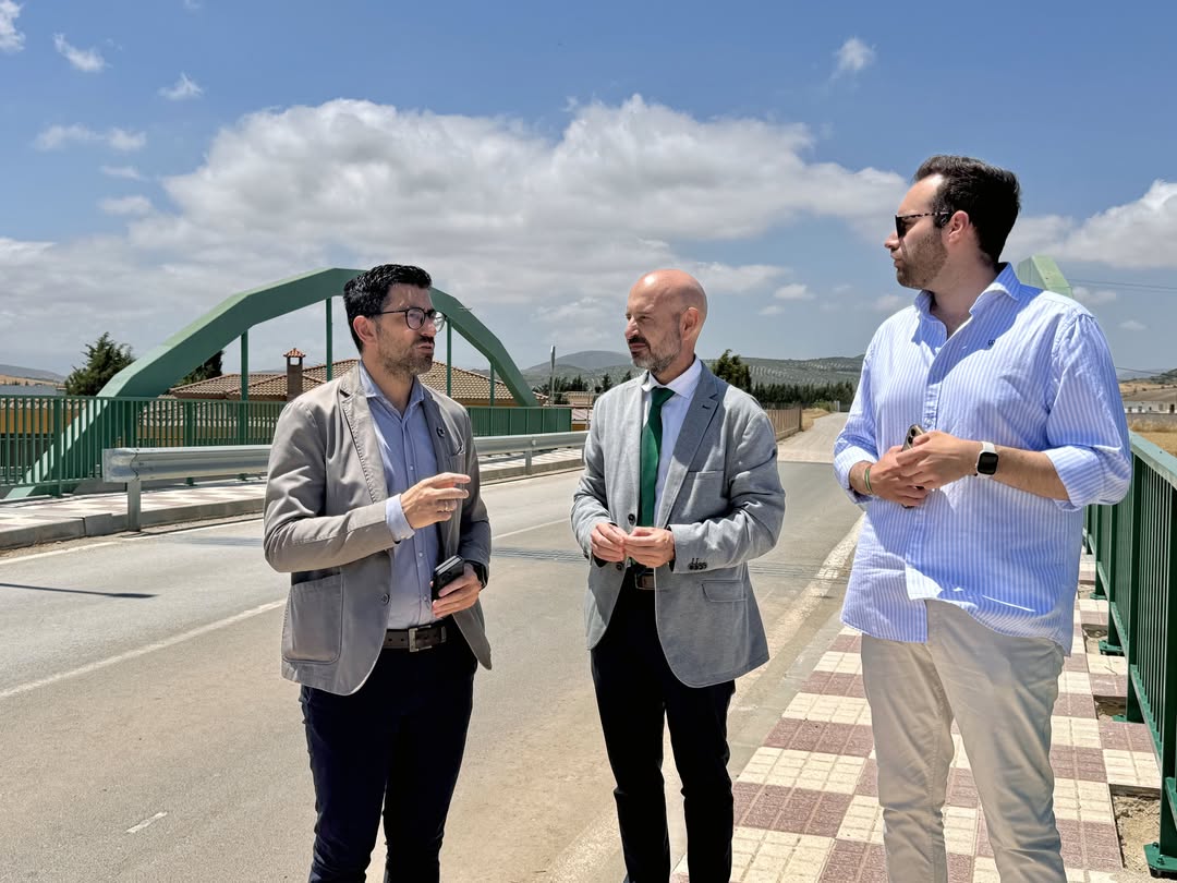 El subdelegado del Gobierno visita Campillos para conocer el proyecto municipal de prevención de inundaciones