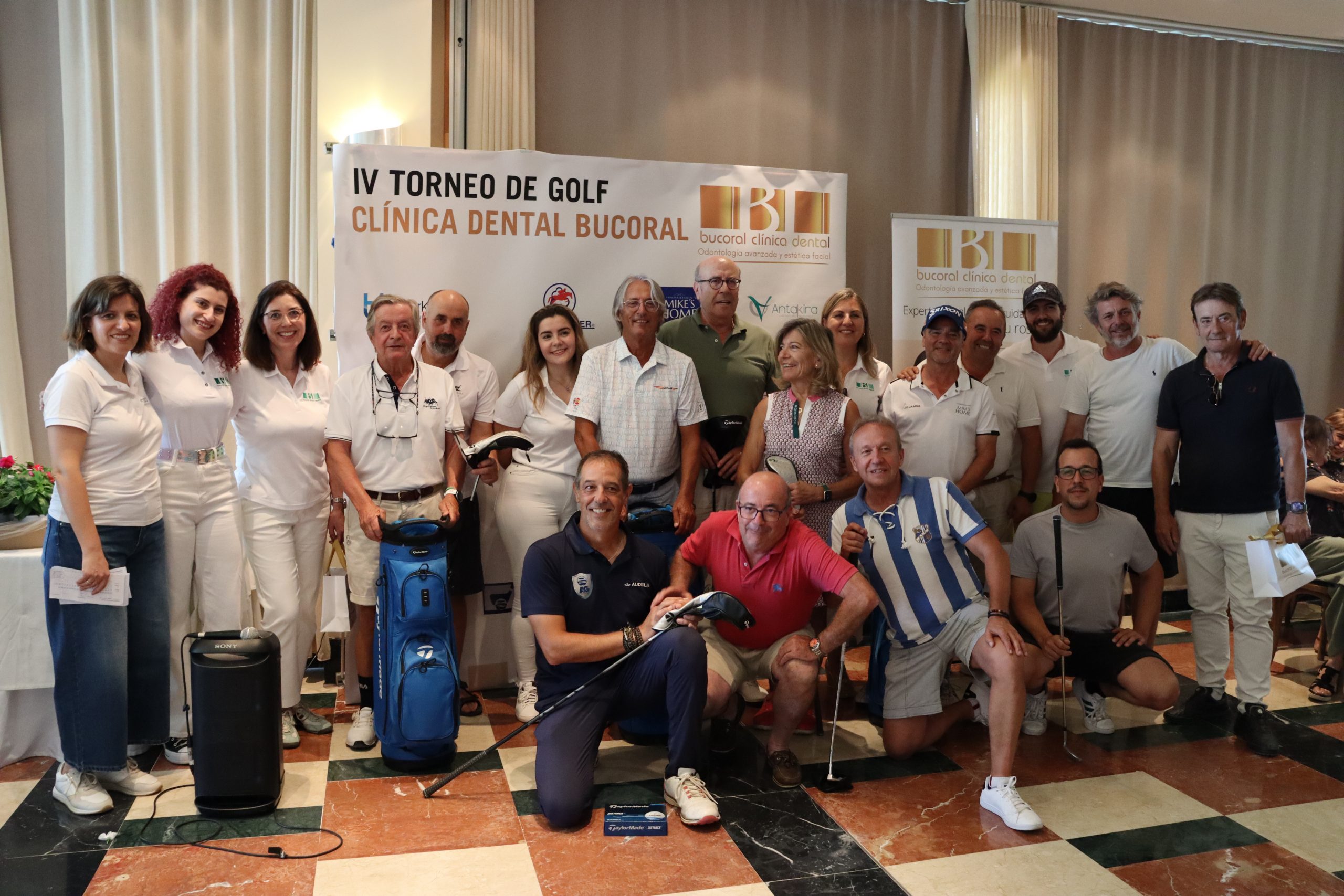 Javier Cuberos, Ricardo Quintanilla y Fernando García ganan el IV Torneo de Golf Clínica Dental Bucoral