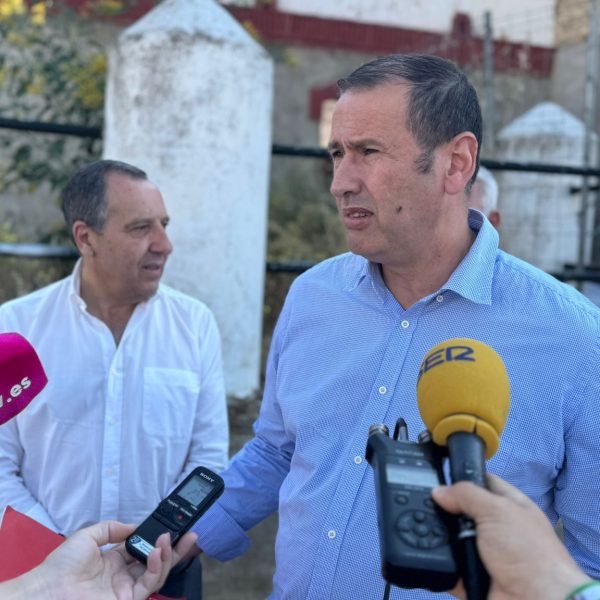 Manuel Lara pide a las diputaciones de Málaga y Córdoba que impulsen el trasvase desde Iznájar